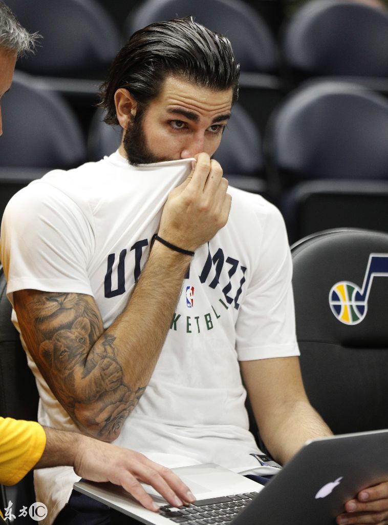 快船负于爵士,卢比奥全场发威 快船负于爵士,卢比奥全场发威