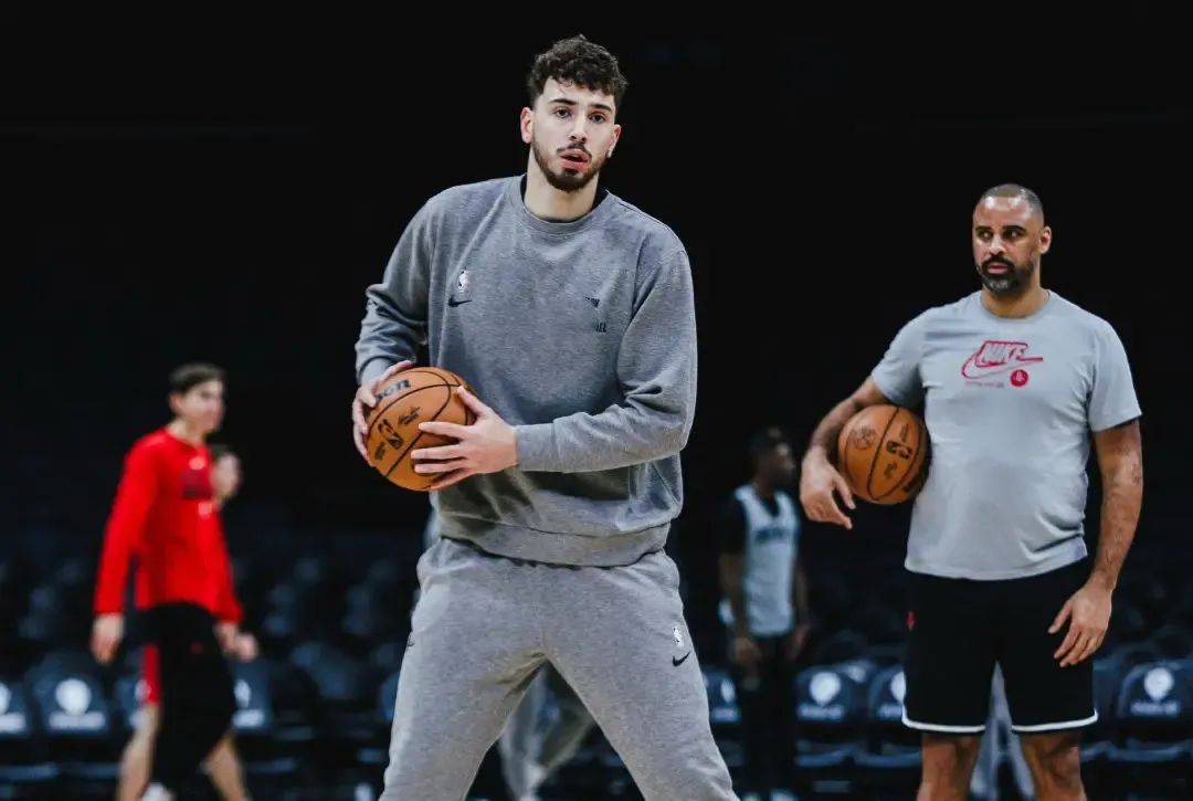 包含澳洲新秀崛起联赛，崭露头角展现实力的词条