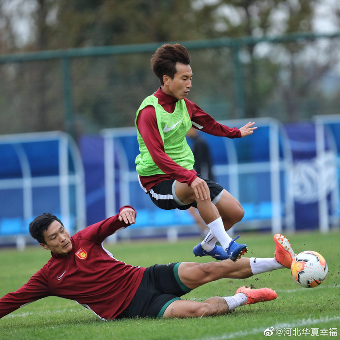 关于华夏球员表现抢眼，助球队夺取宝贵三分的信息