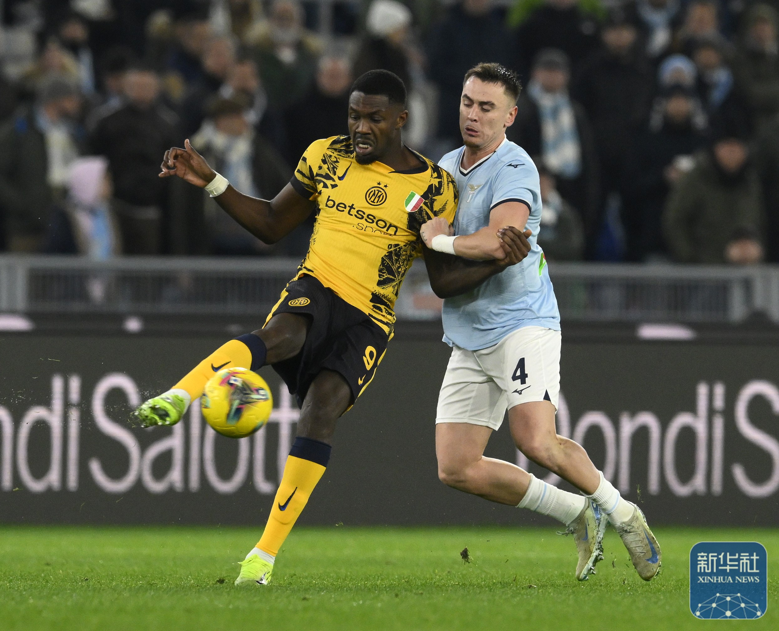 9you娱乐-国际米兰横扫荷兰,托尼高光表现