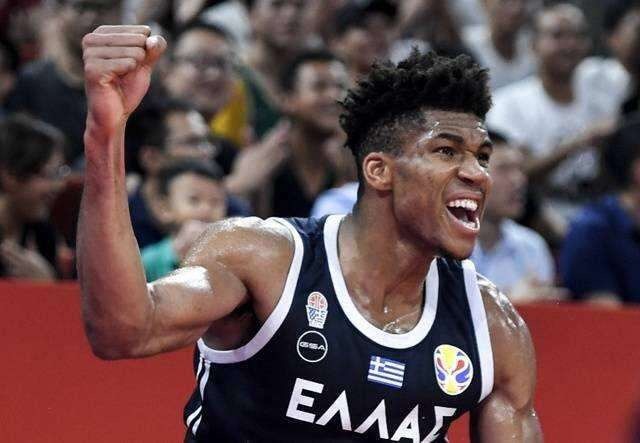 九游体育平台-魔术完胜四川队，字母哥点燃赛场