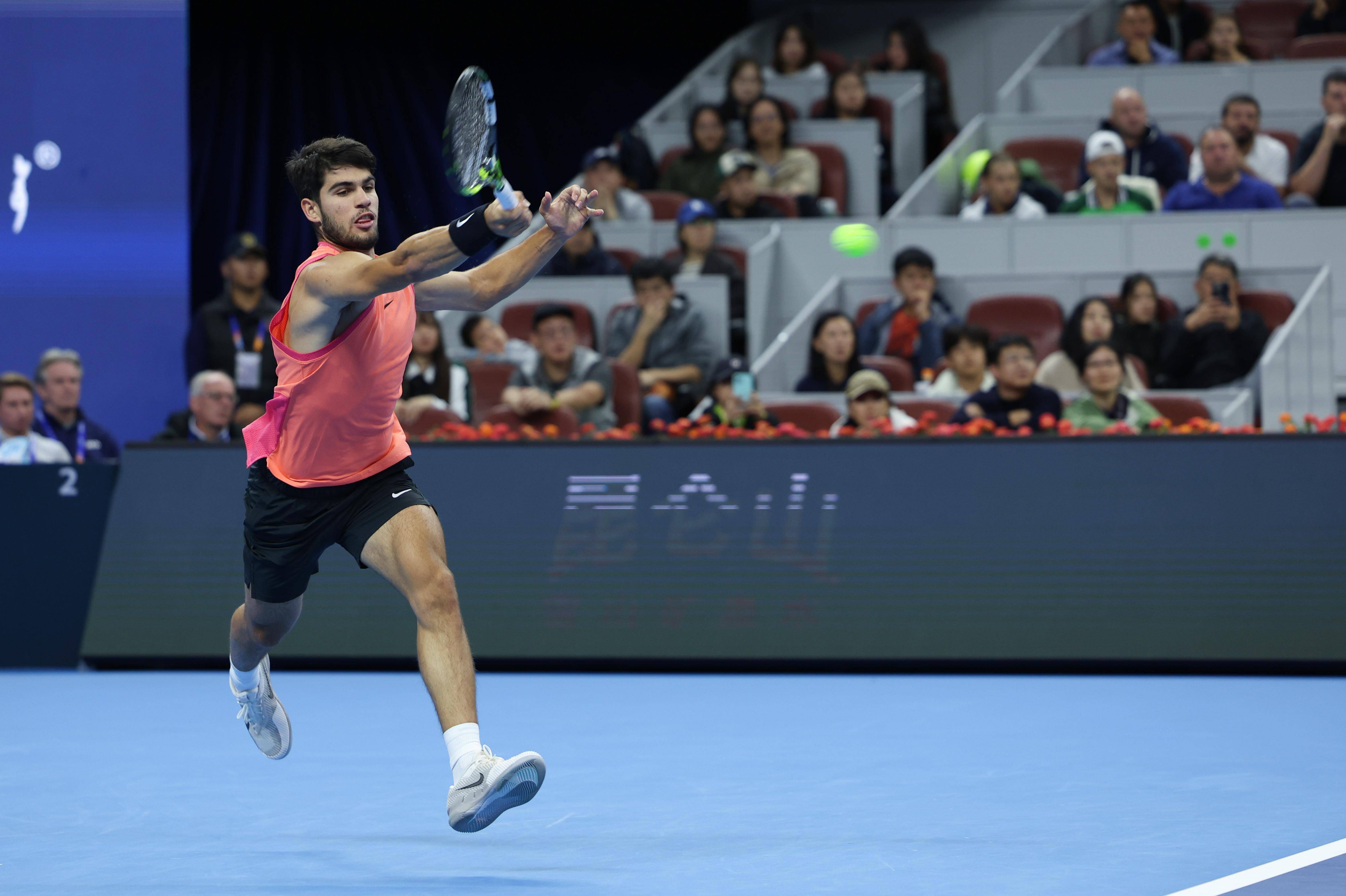 九游体育APP下载-关于戴维斯杯横扫年终总决赛，阿尔卡拉斯统治全场的信息