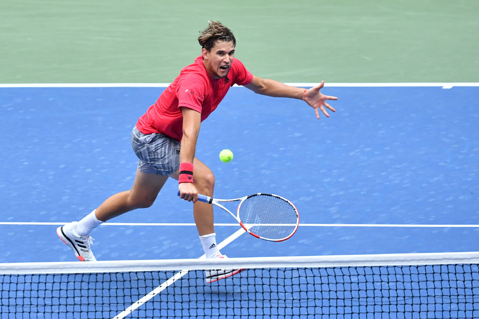 九游体育APP下载-美网险胜年终总决赛，蒂姆高光表现的简单介绍